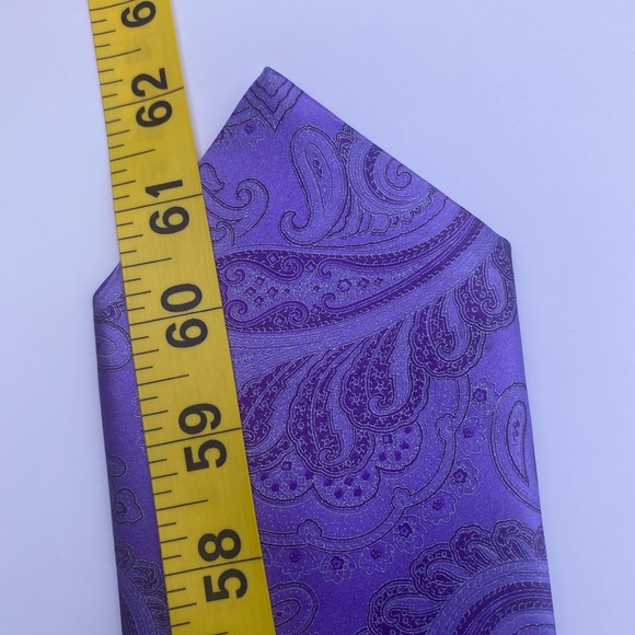 Brioni Elegant Purple Paisley Tie - Picture 6 of 6